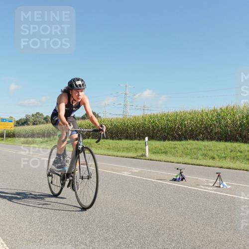 06.09.2026 - 20. Norderstedt Triathlon Michael Burmester http://msf.ph/oto/10161017 06.09.2026 10:38:45 Radfahren 743, 764 meine-sportfotos.de