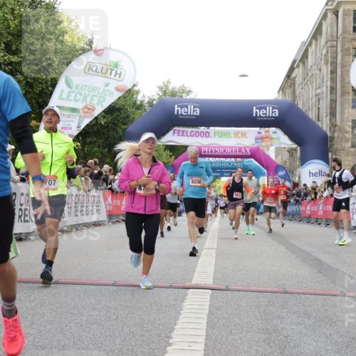 06.09.2026 - CURREX Alsterlauf Yannick Fuchs http://msf.ph/oto/10162439 06.09.2026 09:53:14 Ziel 2036, 2704, 3087, 4269, 4305, 4336, 4465, 4539, 4584, 4623, 4707, 4708, 4760, 4833, 4991, 5202, 5681, 5886, 5935, 8173, 8230, 8340 meine-sportfotos.de