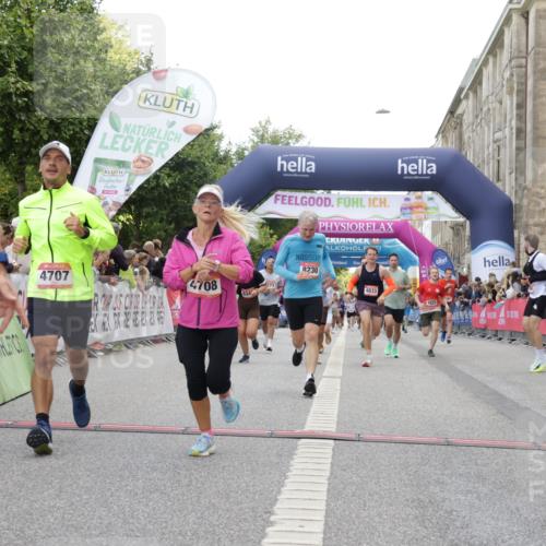 06.09.2026 - CURREX Alsterlauf Yannick Fuchs http://msf.ph/oto/10162519 06.09.2026 09:53:14 Ziel 2036, 2704, 3087, 4269, 4305, 4336, 4465, 4539, 4584, 4623, 4707, 4708, 4760, 4833, 4991, 5202, 5681, 5886, 5935, 8173, 8230, 8340 meine-sportfotos.de