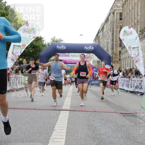 06.09.2026 - CURREX Alsterlauf Yannick Fuchs http://msf.ph/oto/10163060 06.09.2026 09:53:17 Ziel 2036, 2460, 2554, 2704, 3087, 3395, 3396, 4305, 4465, 4539, 4584, 4623, 4707, 4708, 4760, 4833, 4991, 5681, 5886, 5935, 5983, 8173, 8187, 8230, 8340 meine-sportfotos.de