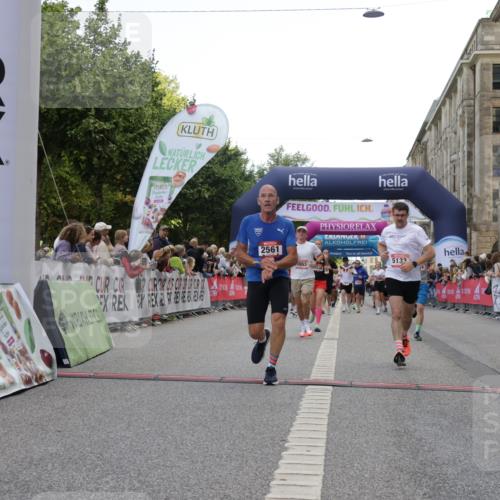 06.09.2026 - CURREX Alsterlauf Yannick Fuchs http://msf.ph/oto/10164609 06.09.2026 09:53:24 Ziel 2036, 2460, 2536, 2554, 2561, 3065, 3087, 3395, 3396, 3953, 4584, 4623, 4749, 4808, 4833, 4991, 5133, 5983, 8173, 8187, 8340 meine-sportfotos.de