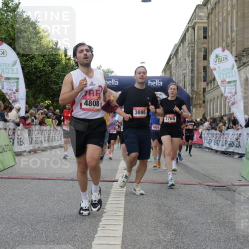 06.09.2026 - CURREX Alsterlauf Yannick Fuchs http://msf.ph/oto/10165964 06.09.2026 09:53:30 Ziel 2536, 2561, 2666, 2766, 2782, 3065, 3205, 3531, 3953, 4572, 4620, 4749, 4808, 4937, 4945, 4980, 5029, 5133, 5546, 5656, 5822, 5839, 6455, 8006, 8133 meine-sportfotos.de