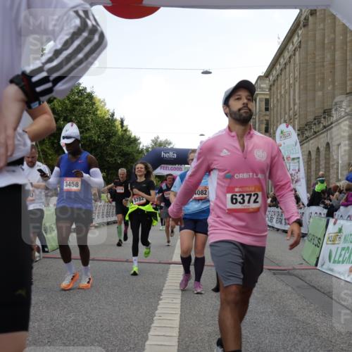 06.09.2026 - CURREX Alsterlauf Yannick Fuchs http://msf.ph/oto/10167480 06.09.2026 09:53:39 Ziel 2537, 2666, 2782, 3205, 3458, 3964, 4082, 4283, 4571, 4572, 4797, 4832, 4937, 4945, 4980, 5029, 5110, 5119, 5236, 5446, 5546, 5590, 5656, 5782, 5822, 5839, 6372, 6455, 6477, 8006, 8133, 8135 meine-sportfotos.de