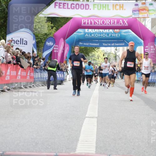 06.09.2026 - CURREX Alsterlauf Yannick Fuchs http://msf.ph/oto/10168490 06.09.2026 09:53:48 Ziel 2537, 3102, 3661, 3964, 4571, 4617, 5119, 5483, 5590, 5884, 5987, 6477 meine-sportfotos.de