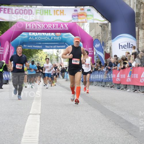 06.09.2026 - CURREX Alsterlauf Yannick Fuchs http://msf.ph/oto/10168633 06.09.2026 09:53:49 Ziel 2537, 3102, 3661, 4571, 4617, 5483, 5884, 5987, 6477 meine-sportfotos.de
