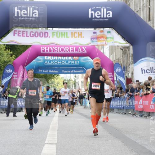 06.09.2026 - CURREX Alsterlauf Yannick Fuchs http://msf.ph/oto/10168662 06.09.2026 09:53:49 Ziel 2537, 3102, 3661, 4571, 4617, 5483, 5884, 5987, 6477 meine-sportfotos.de