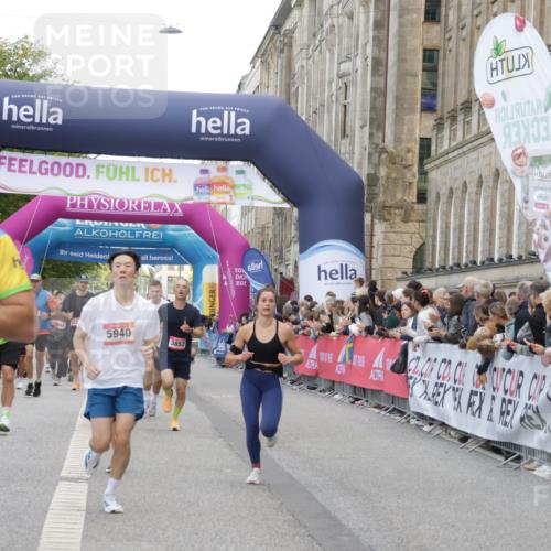 06.09.2026 - CURREX Alsterlauf Yannick Fuchs http://msf.ph/oto/10174513 06.09.2026 09:53:59 Ziel 2309, 2518, 3102, 3231, 3334, 3556, 3852, 4801, 4803, 4925, 5273, 5940, 5987, 6125, 6234 meine-sportfotos.de