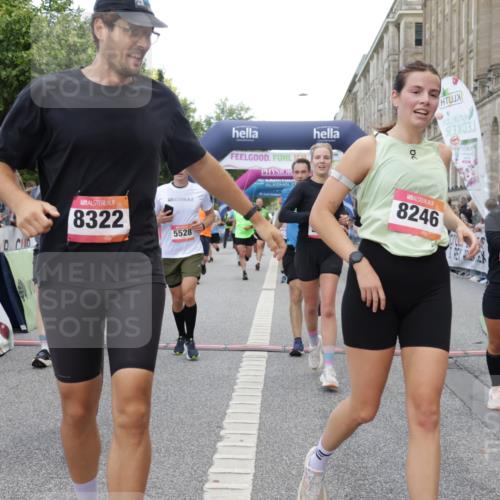 06.09.2026 - CURREX Alsterlauf Yannick Fuchs http://msf.ph/oto/10174950 06.09.2026 09:54:08 Ziel 2347, 2359, 2530, 3231, 3391, 3483, 3556, 3701, 3852, 3944, 4053, 4054, 4564, 4801, 4803, 4925, 4965, 5103, 5120, 5182, 5354, 5528, 5684, 5696, 5900, 5940, 6016, 6184, 6234, 8246, 8299, 8322 meine-sportfotos.de