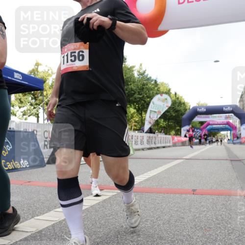 06.09.2026 - CURREX Alsterlauf Yannick Fuchs http://msf.ph/oto/10175076 06.09.2026 12:01:34 Ziel 1073, 1147, 1155, 1156, 1233, 1265 meine-sportfotos.de