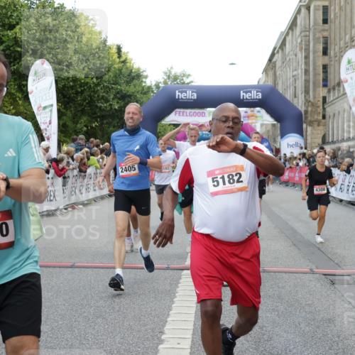 06.09.2026 - CURREX Alsterlauf Yannick Fuchs http://msf.ph/oto/10175079 06.09.2026 09:54:15 Ziel 2359, 2405, 2415, 2530, 3391, 3483, 3770, 4053, 4054, 4182, 4308, 4309, 4316, 4326, 4564, 5103, 5120, 5182, 5353, 5354, 5528, 5684, 5696, 5900, 6184, 6287, 6442 meine-sportfotos.de