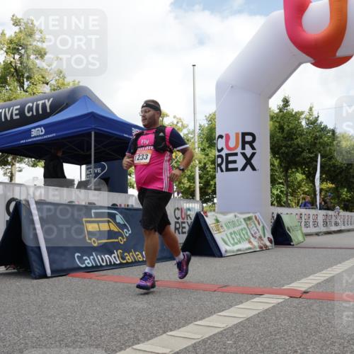 06.09.2026 - CURREX Alsterlauf Yannick Fuchs http://msf.ph/oto/10175265 06.09.2026 12:01:38 Ziel 1147, 1155, 1156, 1233 meine-sportfotos.de