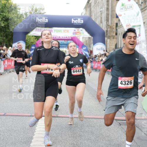 06.09.2026 - CURREX Alsterlauf Yannick Fuchs http://msf.ph/oto/10175353 06.09.2026 09:54:20 Ziel 2405, 2415, 2530, 3391, 3393, 3591, 3770, 4182, 4308, 4309, 4316, 4326, 5120, 5182, 5353, 5579, 5900, 5934, 6194, 6287, 6442, 6469, 8179 meine-sportfotos.de