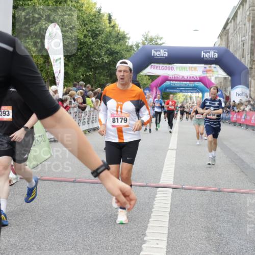 06.09.2026 - CURREX Alsterlauf Yannick Fuchs http://msf.ph/oto/10175553 06.09.2026 09:54:23 Ziel 2415, 3393, 3591, 3770, 4007, 4108, 4182, 4308, 4309, 4316, 4326, 4661, 5579, 5934, 6163, 6194, 6442, 6469, 8179 meine-sportfotos.de