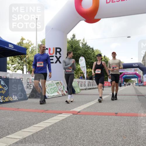 06.09.2026 - CURREX Alsterlauf Yannick Fuchs http://msf.ph/oto/10175966 06.09.2026 12:01:51 Ziel 1095, 1284, 1285, 1286, 1288, 1298, 1305, 8042 meine-sportfotos.de