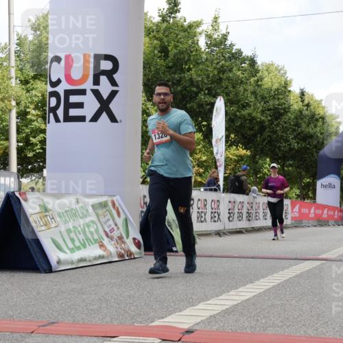 06.09.2026 - CURREX Alsterlauf Yannick Fuchs http://msf.ph/oto/10176233 06.09.2026 12:02:03 Ziel 1150, 1326 meine-sportfotos.de
