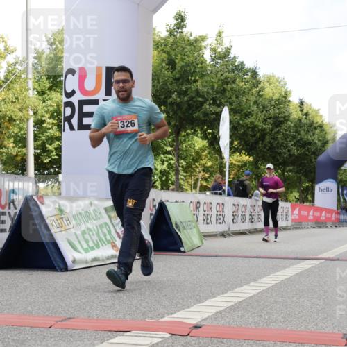 06.09.2026 - CURREX Alsterlauf Yannick Fuchs http://msf.ph/oto/10176291 06.09.2026 12:02:03 Ziel 1150, 1326 meine-sportfotos.de