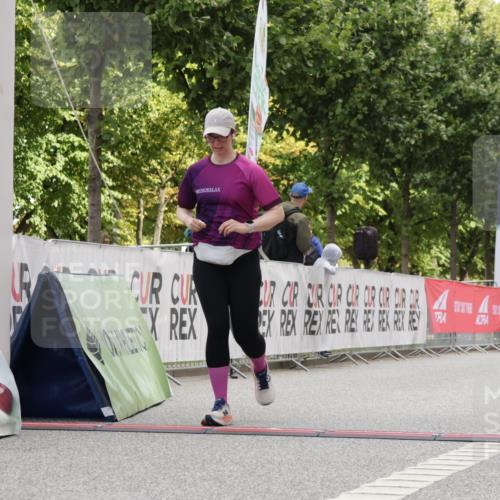 06.09.2026 - CURREX Alsterlauf Yannick Fuchs http://msf.ph/oto/10176330 06.09.2026 12:02:06 Ziel 1150, 1326 meine-sportfotos.de