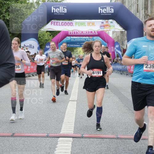 06.09.2026 - CURREX Alsterlauf Yannick Fuchs http://msf.ph/oto/10177188 06.09.2026 09:54:53 Ziel 2314, 2395, 2397, 2433, 2451, 2494, 2587, 2640, 2962, 3251, 3341, 3363, 3413, 3991, 4206, 4335, 4394, 4458, 4974, 5165, 5657, 5666, 6191, 6210 meine-sportfotos.de