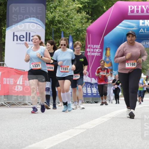 06.09.2026 - CURREX Alsterlauf Yannick Fuchs http://msf.ph/oto/10177323 06.09.2026 12:02:46 Ziel 1005, 8267 meine-sportfotos.de