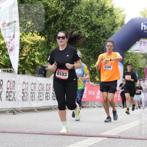 06.09.2026 - CURREX Alsterlauf Yannick Fuchs http://msf.ph/oto/10177877 06.09.2026 12:03:06 Ziel 1166, 1167, 1214, 1248, 1336, 6390, 8103 meine-sportfotos.de