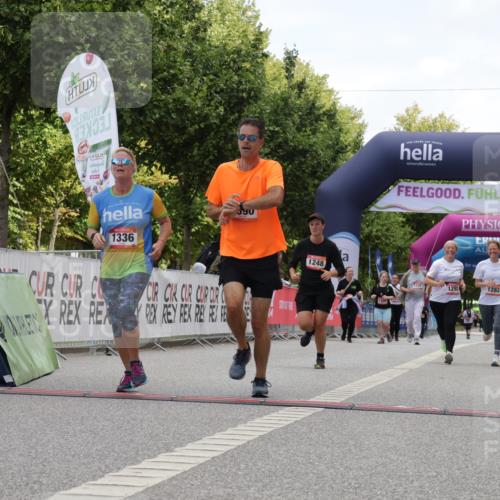 06.09.2026 - CURREX Alsterlauf Yannick Fuchs http://msf.ph/oto/10178003 06.09.2026 12:03:08 Ziel 1166, 1167, 1214, 1248, 1282, 1292, 1336, 6390, 8103 meine-sportfotos.de