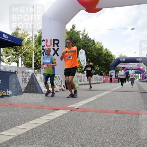 06.09.2026 - CURREX Alsterlauf Yannick Fuchs http://msf.ph/oto/10178105 06.09.2026 12:03:10 Ziel 1166, 1167, 1248, 1282, 1292, 1336, 6390, 8103 meine-sportfotos.de