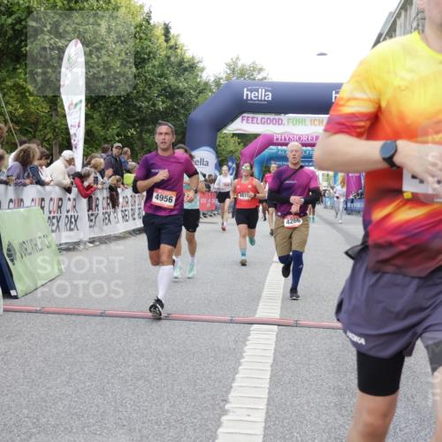 06.09.2026 - CURREX Alsterlauf Yannick Fuchs http://msf.ph/oto/10178330 06.09.2026 09:55:11 Ziel 2348, 2499, 2502, 2908, 4266, 4615, 4622, 4686, 4765, 4956, 5721, 6216 meine-sportfotos.de