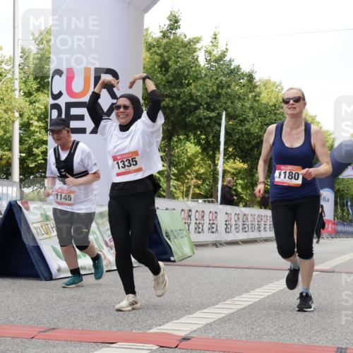 06.09.2026 - CURREX Alsterlauf Yannick Fuchs http://msf.ph/oto/10178737 06.09.2026 12:03:44 Ziel 1067, 1145, 1180, 1302, 1335 meine-sportfotos.de