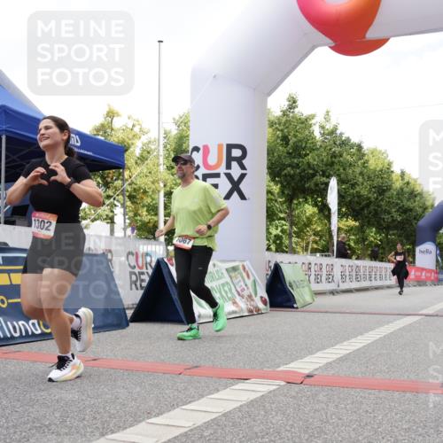 06.09.2026 - CURREX Alsterlauf Yannick Fuchs http://msf.ph/oto/10178977 06.09.2026 12:03:48 Ziel 1067, 1145, 1180, 1302, 1335, 8284 meine-sportfotos.de
