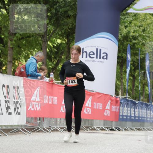 06.09.2026 - CURREX Alsterlauf Yannick Fuchs http://msf.ph/oto/10179187 06.09.2026 12:03:58 Ziel 1142, 1196, 8284 meine-sportfotos.de