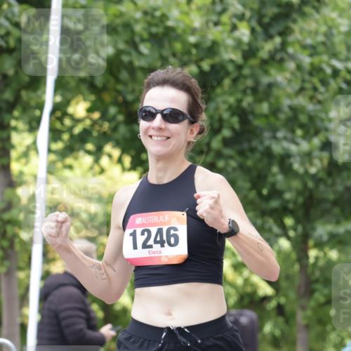 06.09.2026 - CURREX Alsterlauf Yannick Fuchs http://msf.ph/oto/10179474 06.09.2026 12:04:04 Ziel 1142, 1246 meine-sportfotos.de