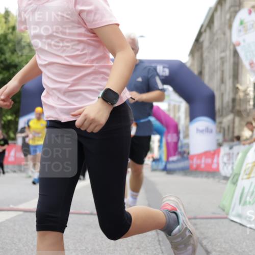 06.09.2026 - CURREX Alsterlauf Yannick Fuchs http://msf.ph/oto/10179889 06.09.2026 12:04:13 Ziel 1171, 1172, 1187, 1188, 1228, 1229 meine-sportfotos.de