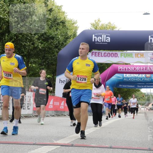 06.09.2026 - CURREX Alsterlauf Yannick Fuchs http://msf.ph/oto/10180051 06.09.2026 12:04:16 Ziel 1046, 1071, 1171, 1172, 1187, 1188, 1228, 1229 meine-sportfotos.de