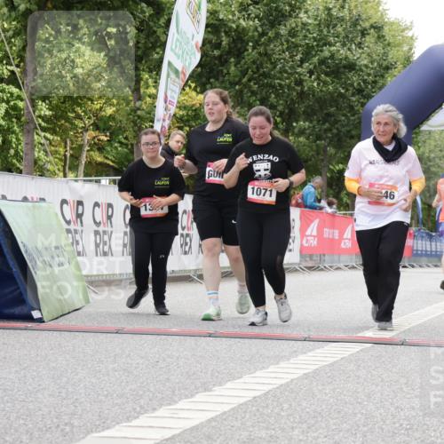 06.09.2026 - CURREX Alsterlauf Yannick Fuchs http://msf.ph/oto/10180345 06.09.2026 12:04:20 Ziel 1046, 1071, 1158, 1171, 1178, 1228, 1229, 1241, 1307 meine-sportfotos.de