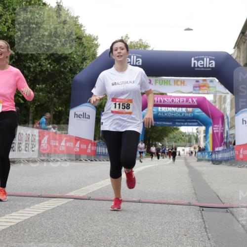 06.09.2026 - CURREX Alsterlauf Yannick Fuchs http://msf.ph/oto/10180463 06.09.2026 12:04:25 Ziel 1046, 1071, 1158, 1174, 1178, 1241, 1307 meine-sportfotos.de