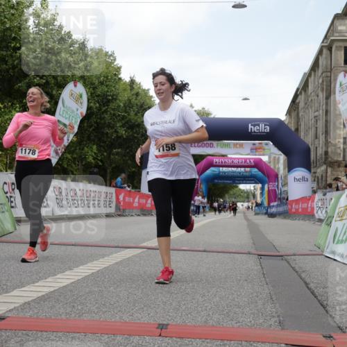06.09.2026 - CURREX Alsterlauf Yannick Fuchs http://msf.ph/oto/10180498 06.09.2026 12:04:25 Ziel 1046, 1071, 1158, 1174, 1178, 1241, 1307 meine-sportfotos.de