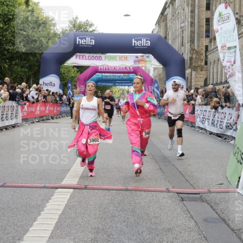 06.09.2026 - CURREX Alsterlauf Yannick Fuchs http://msf.ph/oto/10181140 06.09.2026 09:55:47 Ziel 2117, 2479, 3051, 3304, 3481, 3799, 3902, 3903, 3929, 4190, 4284, 4404, 4865, 4955, 4961, 4962, 5488, 6034, 6400, 6479, 8204, 8259 meine-sportfotos.de