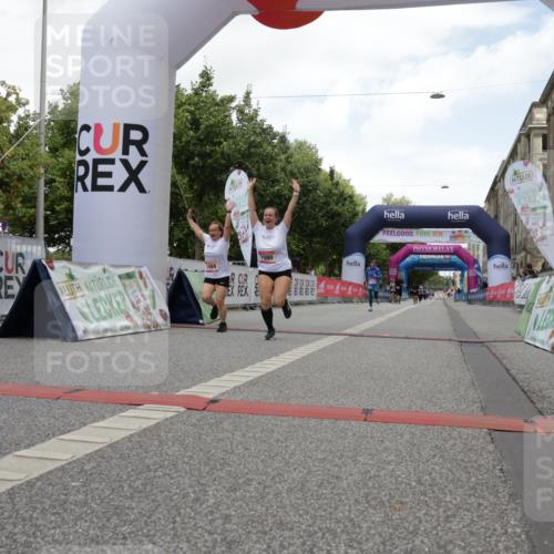 06.09.2026 - CURREX Alsterlauf Yannick Fuchs http://msf.ph/oto/10181730 06.09.2026 12:05:22 Ziel 1089, 1090, 1347 meine-sportfotos.de