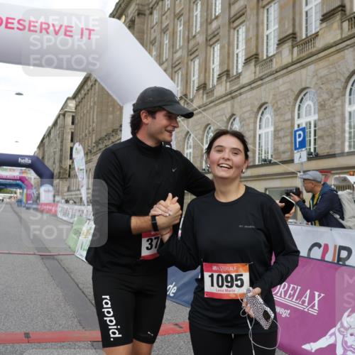 06.09.2026 - CURREX Alsterlauf Yannick Fuchs http://msf.ph/oto/10182190 06.09.2026 12:09:56 Ziel 1095, 1209 meine-sportfotos.de