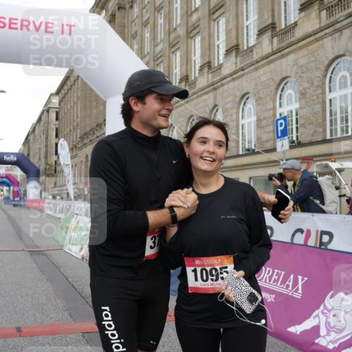 06.09.2026 - CURREX Alsterlauf Yannick Fuchs http://msf.ph/oto/10182201 06.09.2026 12:09:56 Ziel 1095, 1209 meine-sportfotos.de
