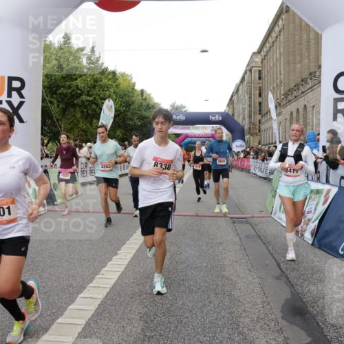 06.09.2026 - CURREX Alsterlauf Yannick Fuchs http://msf.ph/oto/10182396 06.09.2026 09:56:03 Ziel 2239, 2372, 2516, 2626, 2641, 2805, 3225, 3411, 3636, 3830, 4135, 4262, 4434, 4809, 5021, 5085, 5484, 6032, 6301, 6313, 8211, 8338 meine-sportfotos.de