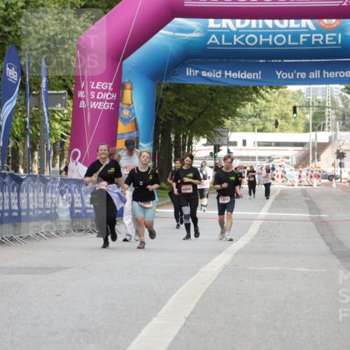 06.09.2026 - CURREX Alsterlauf Yannick Fuchs http://msf.ph/oto/10182608 06.09.2026 12:11:29 Ziel  meine-sportfotos.de