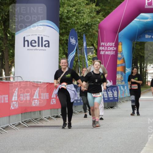 06.09.2026 - CURREX Alsterlauf Yannick Fuchs http://msf.ph/oto/10182691 06.09.2026 12:11:36 Ziel  meine-sportfotos.de