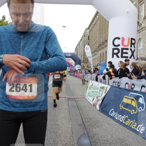 06.09.2026 - CURREX Alsterlauf Yannick Fuchs http://msf.ph/oto/10182877 06.09.2026 09:56:08 Ziel 2171, 2516, 2626, 2641, 2805, 3225, 3411, 3636, 3830, 4111, 4135, 4262, 4365, 4809, 5085, 5095, 5206, 6032, 6170, 6301, 6313, 8105, 8170, 8338 meine-sportfotos.de