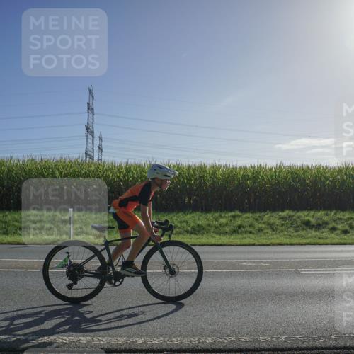 06.09.2026 - 20. Norderstedt Triathlon Michael Burmester http://msf.ph/oto/10182892 06.09.2026 09:37:17 Radfahren 651 meine-sportfotos.de