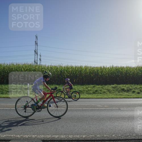 06.09.2026 - 20. Norderstedt Triathlon Michael Burmester http://msf.ph/oto/10183070 06.09.2026 09:39:54 Radfahren 617, 670 meine-sportfotos.de