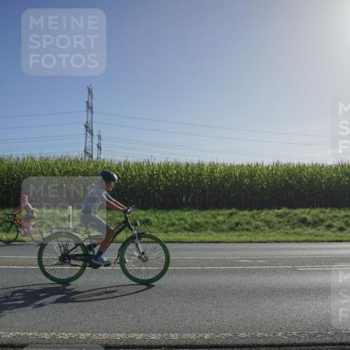 06.09.2026 - 20. Norderstedt Triathlon Michael Burmester http://msf.ph/oto/10183073 06.09.2026 09:40:19 Radfahren 605, 650 meine-sportfotos.de