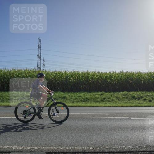 06.09.2026 - 20. Norderstedt Triathlon Michael Burmester http://msf.ph/oto/10183107 06.09.2026 09:41:32 Radfahren 625, 646, 647 meine-sportfotos.de