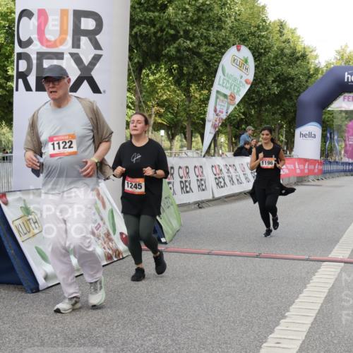 06.09.2026 - CURREX Alsterlauf Yannick Fuchs http://msf.ph/oto/10183110 06.09.2026 12:11:53 Ziel 1122, 1196, 1245, 1308, 1309 meine-sportfotos.de