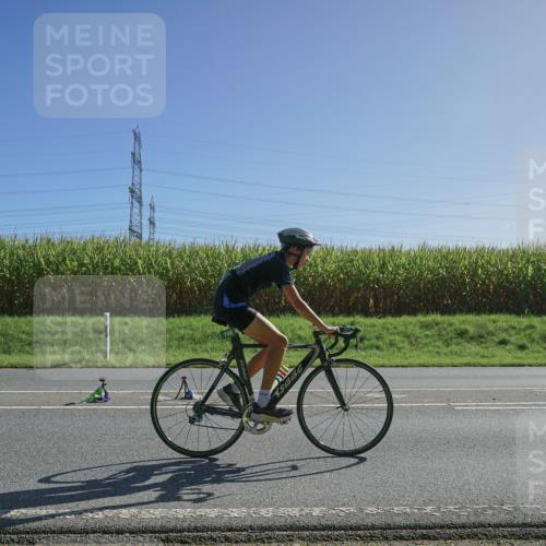 06.09.2026 - 20. Norderstedt Triathlon Michael Burmester http://msf.ph/oto/10183473 06.09.2026 10:38:14 Radfahren 719, 758 meine-sportfotos.de